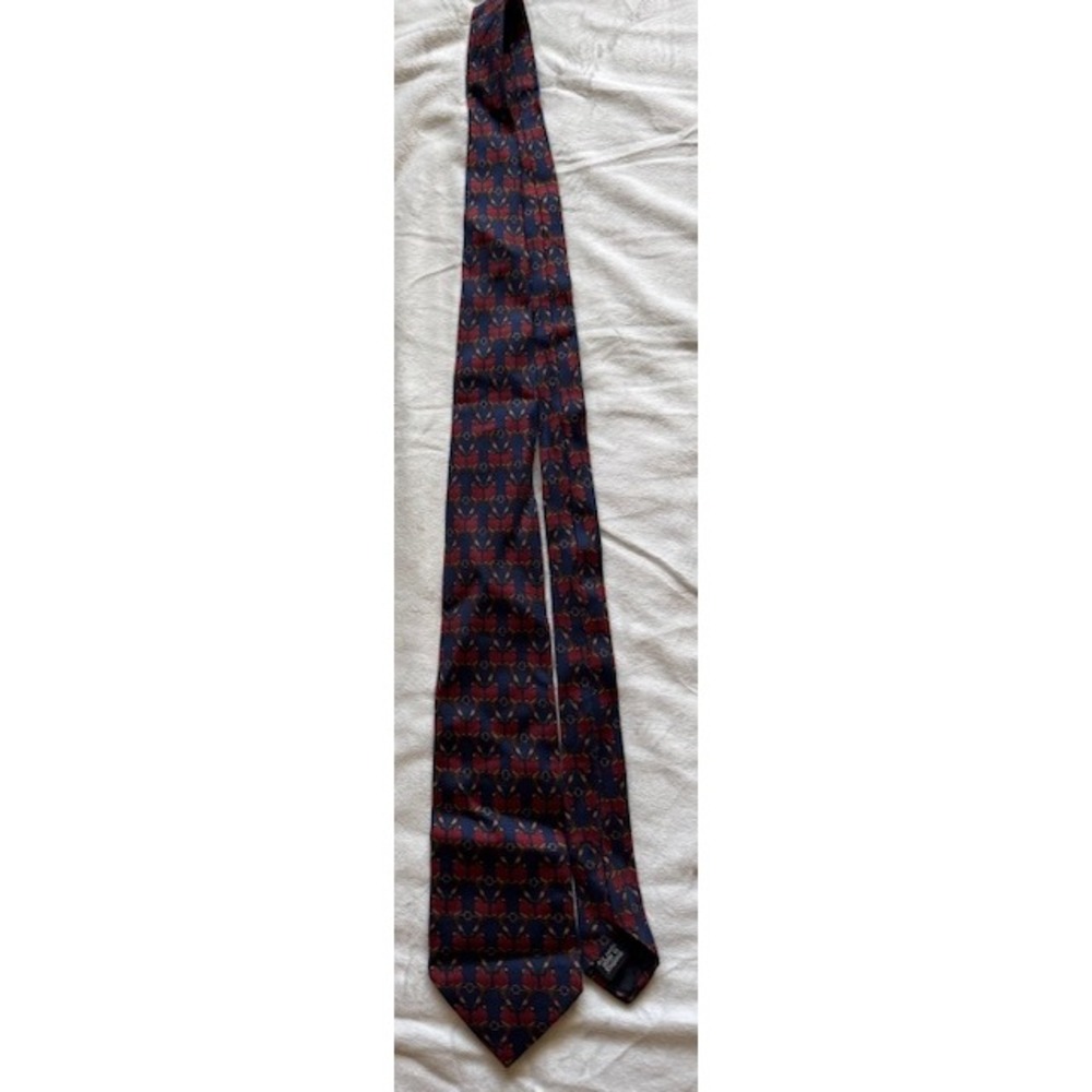 Huntsman Savile Row Silk Tie Navy Blue Red Parrot Bit Pattern Made in England